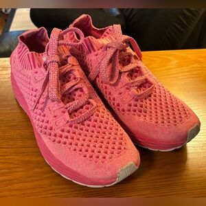 NOBULL Allday Knit Bright Pink sz 9.5